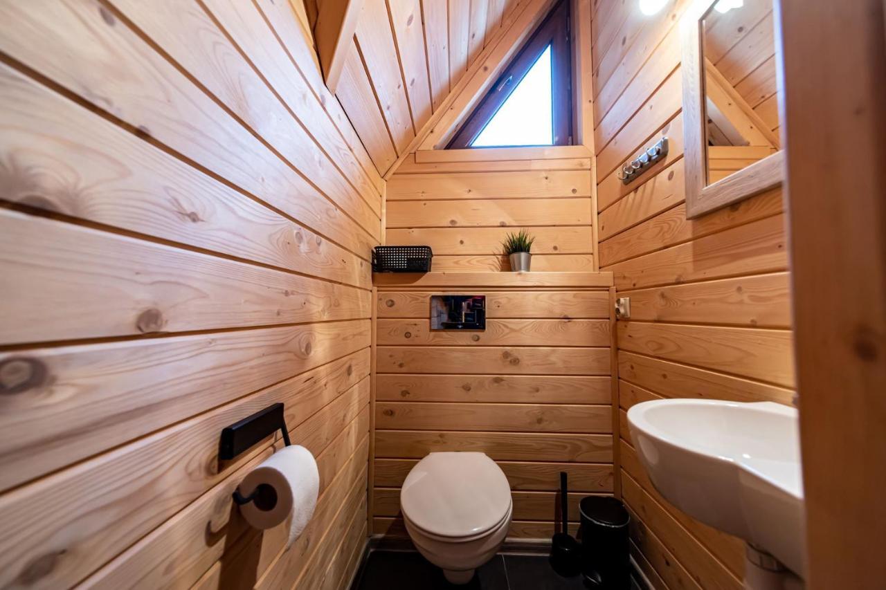 Gawra Z Jacuzzi Chalet *
